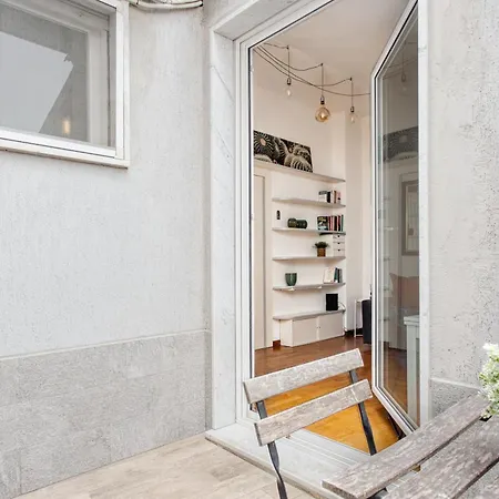 Hostmate - - Mentana - Duomo *