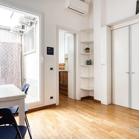 Hostmate - - Mentana - Duomo Appartement *